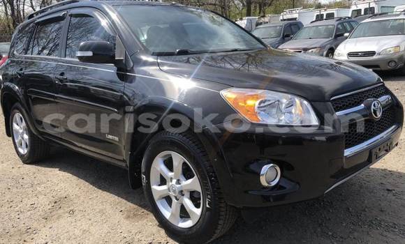 Sayi Na hannu Toyota RAV4 Noir Mota in Gasarenda a Rwanda Sayi Na hannu Toyota RAV4 Noir Mota in Gasarenda a Rwanda
