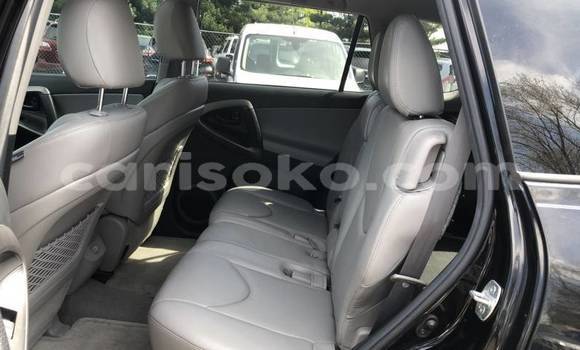 Sayi Na hannu Toyota RAV4 Noir Mota in Gasarenda a Rwanda Sayi Na hannu Toyota RAV4 Noir Mota in Gasarenda a Rwanda