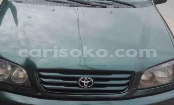 Acheter Occasion Voiture Toyota Picnic Vert à Kigali, Rwanda Acheter Occasion Voiture Toyota Picnic Vert à Kigali, Rwanda