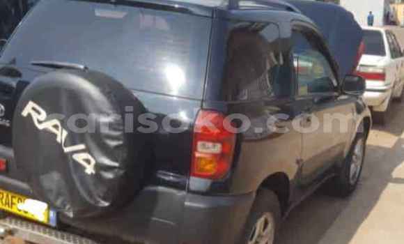 Acheter Occasion Voiture Toyota RAV4 Noir à Kigali, Rwanda Acheter Occasion Voiture Toyota RAV4 Noir à Kigali, Rwanda