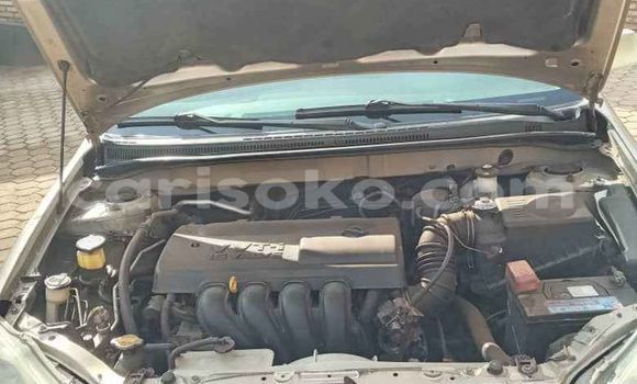 Acheter Occasion Voiture Toyota Corolla Beige à Kigali, Rwanda Acheter Occasion Voiture Toyota Corolla Beige à Kigali, Rwanda