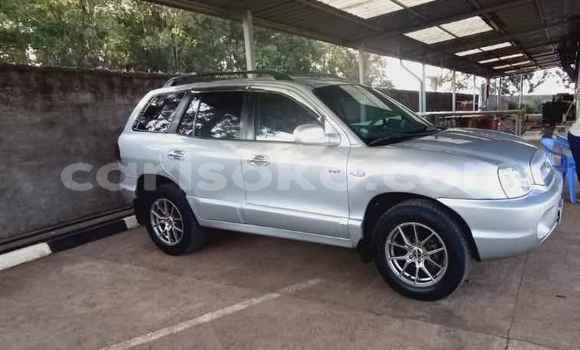 Acheter Occasion Voiture Hyundai Santa Fe Gris à Kigali, Rwanda Acheter Occasion Voiture Hyundai Santa Fe Gris à Kigali, Rwanda