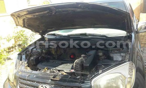 Buy Used Toyota RAV4 Black Car in Kigali in Rwanda Buy Used Toyota RAV4 Black Car in Kigali in Rwanda