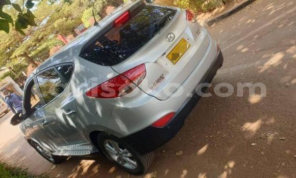 Buy Used Hyundai Tucson Silver Car in Kigali in Rwanda Buy Used Hyundai Tucson Silver Car in Kigali in Rwanda