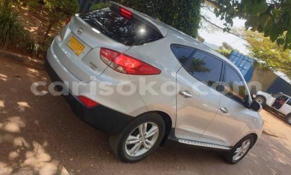Buy Used Hyundai Tucson Silver Car in Kigali in Rwanda Buy Used Hyundai Tucson Silver Car in Kigali in Rwanda