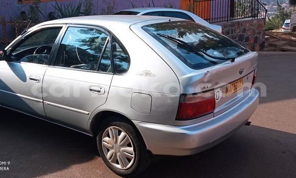 اشتري مستعمل Toyota Corolla Gris سيارة في Kigali في Rwanda اشتري مستعمل Toyota Corolla Gris سيارة في Kigali في Rwanda