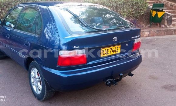 اشتري مستعمل Toyota Corolla Bleu سيارة في Kigali في Rwanda اشتري مستعمل Toyota Corolla Bleu سيارة في Kigali في Rwanda