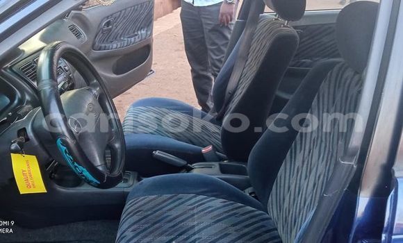 اشتري مستعمل Toyota Corolla Bleu سيارة في Kigali في Rwanda اشتري مستعمل Toyota Corolla Bleu سيارة في Kigali في Rwanda