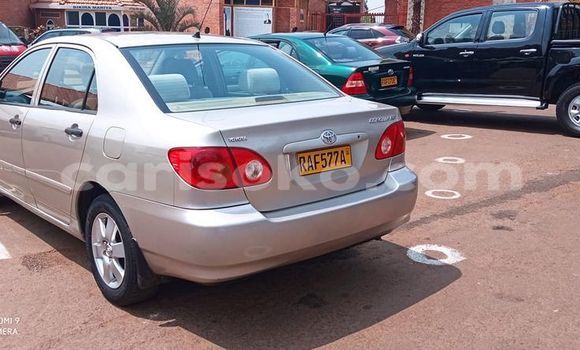 اشتري مستعمل Toyota Corolla Gris سيارة في Kigali في Rwanda اشتري مستعمل Toyota Corolla Gris سيارة في Kigali في Rwanda
