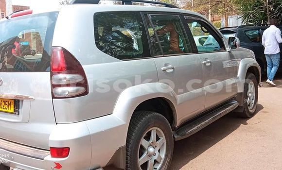 اشتري مستعمل Toyota Land Cruiser Prado Gris سيارة في Kigali في Rwanda اشتري مستعمل Toyota Land Cruiser Prado Gris سيارة في Kigali في Rwanda