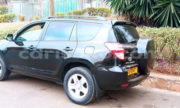 اشتري مستعمل Toyota RAV4 Noir سيارة في Kigali في Rwanda اشتري مستعمل Toyota RAV4 Noir سيارة في Kigali في Rwanda