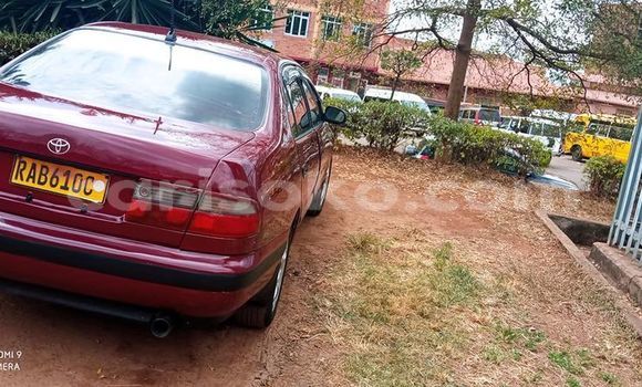 اشتري مستعمل Toyota Carina E Rouge سيارة في Kigali في Rwanda اشتري مستعمل Toyota Carina E Rouge سيارة في Kigali في Rwanda
