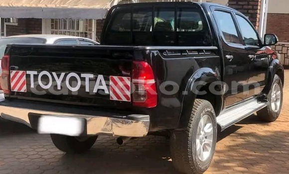 Acheter Occasion Voiture Toyota Hiluxe VIGO Noir à Kigali, Rwanda Acheter Occasion Voiture Toyota Hiluxe VIGO Noir à Kigali, Rwanda