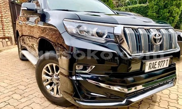 Acheter Occasion Voiture Toyota Land Cruiser Prado Noir à Kigali, Rwanda Acheter Occasion Voiture Toyota Land Cruiser Prado Noir à Kigali, Rwanda