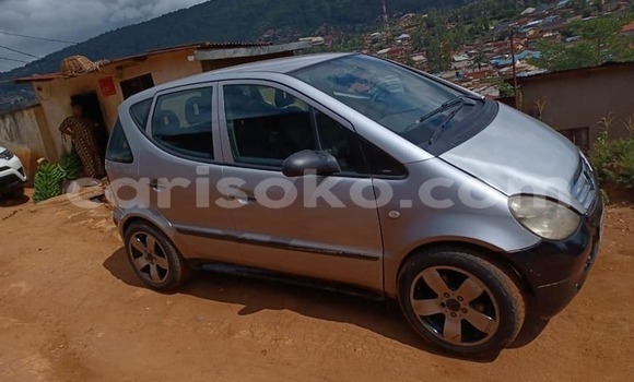 Acheter Occasion Voiture Mercedes-Benz A–Class Gris à Kigali, Rwanda Acheter Occasion Voiture Mercedes-Benz A–Class Gris à Kigali, Rwanda