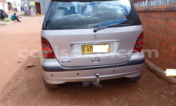 Acheter Occasion Voiture Mercedes-Benz A–Class Gris à Kigali, Rwanda Acheter Occasion Voiture Mercedes-Benz A–Class Gris à Kigali, Rwanda