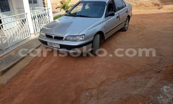 Acheter Occasion Voiture Toyota Carina Gris à Kigali, Rwanda Acheter Occasion Voiture Toyota Carina Gris à Kigali, Rwanda