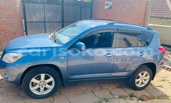 Acheter Occasion Voiture Toyota RAV4 Bleu à Kigali, Rwanda