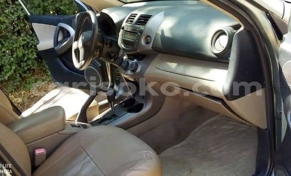 اشتري مستعمل Toyota RAV4 Autre سيارة في Kigali في Rwanda اشتري مستعمل Toyota RAV4 Autre سيارة في Kigali في Rwanda