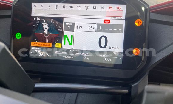 Sayi Na hannu Honda CBR 1000 RR Rouge Motsi in Kigali a Rwanda Sayi Na hannu Honda CBR 1000 RR Rouge Motsi in Kigali a Rwanda