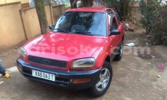 اشتري مستعمل Toyota RAV4 Rouge سيارة في Kigali في Rwanda اشتري مستعمل Toyota RAV4 Rouge سيارة في Kigali في Rwanda