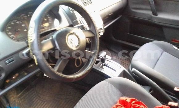 اشتري مستعمل Volkswagen Golf Gris سيارة في Kigali في Rwanda اشتري مستعمل Volkswagen Golf Gris سيارة في Kigali في Rwanda