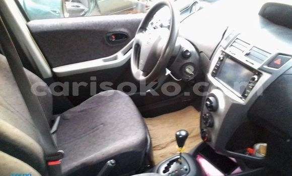 اشتري مستعمل Toyota Vitz Gris سيارة في Kigali في Rwanda اشتري مستعمل Toyota Vitz Gris سيارة في Kigali في Rwanda