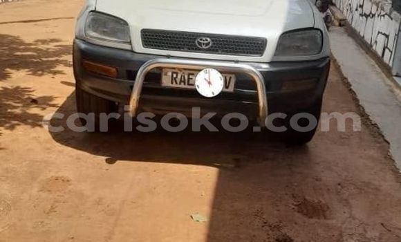 اشتري مستعمل Toyota RAV4 Gris سيارة في Kigali في Rwanda اشتري مستعمل Toyota RAV4 Gris سيارة في Kigali في Rwanda