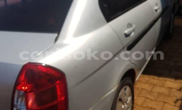 اشتري مستعمل Hyundai Verna Gris سيارة في Kigali في Rwanda اشتري مستعمل Hyundai Verna Gris سيارة في Kigali في Rwanda