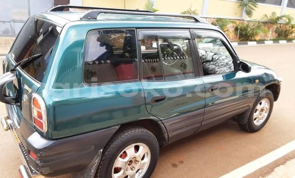 اشتري مستعمل Toyota RAV4 Vert سيارة في Kigali في Rwanda اشتري مستعمل Toyota RAV4 Vert سيارة في Kigali في Rwanda