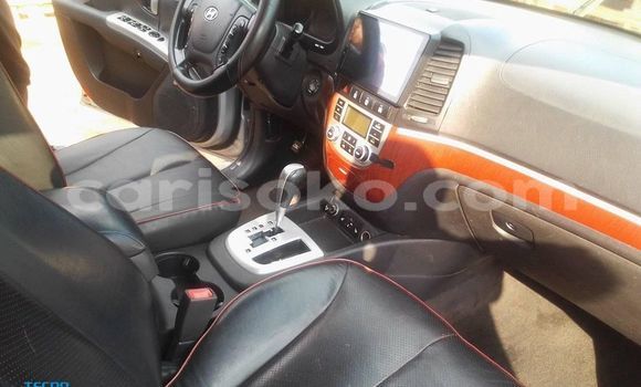 اشتري مستعمل Hyundai Santa Fe Gris سيارة في Kigali في Rwanda اشتري مستعمل Hyundai Santa Fe Gris سيارة في Kigali في Rwanda