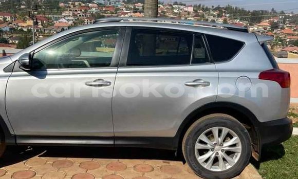 Buy Used Toyota RAV4 Silver Car in Kigali in Rwanda Buy Used Toyota RAV4 Silver Car in Kigali in Rwanda