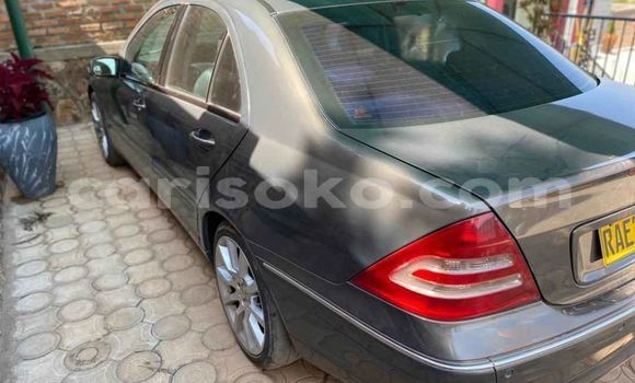 Buy Used Mercedes-Benz C–Class Black Car in Kigali in Rwanda Buy Used Mercedes-Benz C–Class Black Car in Kigali in Rwanda