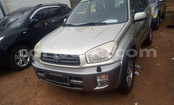 اشتري مستعمل Toyota RAV4 Beige سيارة في Kigali في Rwanda اشتري مستعمل Toyota RAV4 Beige سيارة في Kigali في Rwanda