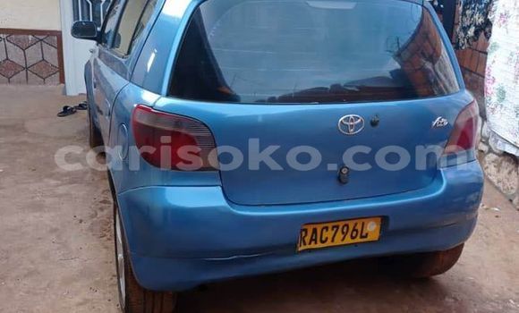 اشتري مستعمل Toyota Vitz Bleu سيارة في Kigali في Rwanda اشتري مستعمل Toyota Vitz Bleu سيارة في Kigali في Rwanda