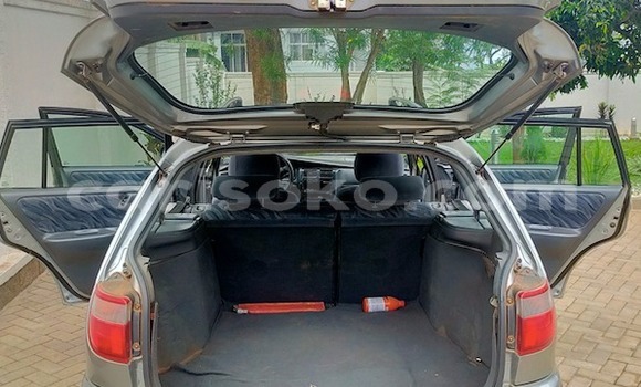 اشتري مستعمل Toyota Carina E Gris سيارة في Kigali في Rwanda اشتري مستعمل Toyota Carina E Gris سيارة في Kigali في Rwanda