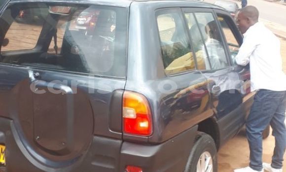 اشتري مستعمل Toyota RAV4 Autre سيارة في Kigali في Rwanda اشتري مستعمل Toyota RAV4 Autre سيارة في Kigali في Rwanda