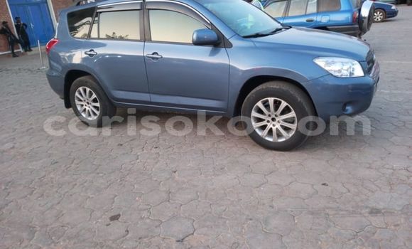 اشتري مستعمل Toyota RAV4 Bleu سيارة في Kigali في Rwanda اشتري مستعمل Toyota RAV4 Bleu سيارة في Kigali في Rwanda