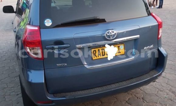 اشتري مستعمل Toyota RAV4 Bleu سيارة في Kigali في Rwanda اشتري مستعمل Toyota RAV4 Bleu سيارة في Kigali في Rwanda