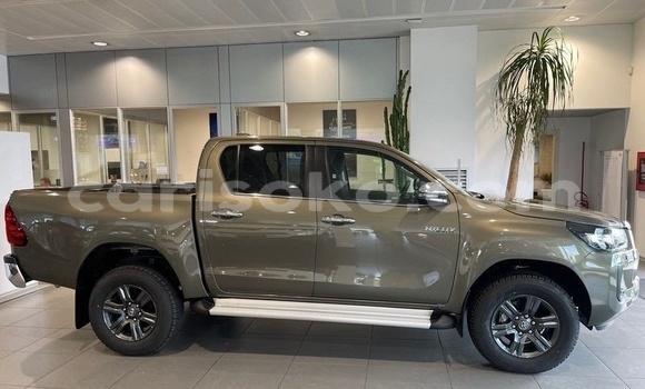 Acheter Neuf Voiture Toyota Hilux Vert à Kigali, Rwanda Acheter Neuf Voiture Toyota Hilux Vert à Kigali, Rwanda