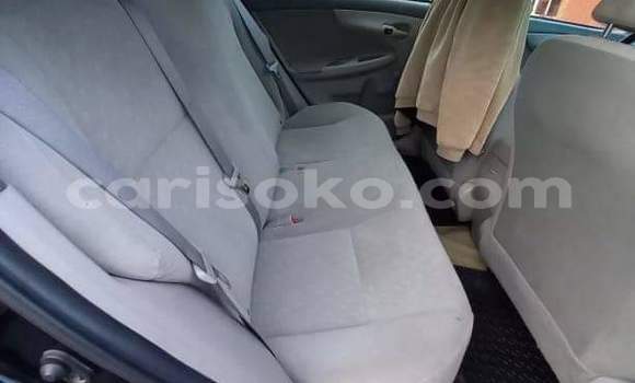 Sayi Na hannu Toyota Corolla Noir Mota in Kigali a Rwanda Sayi Na hannu Toyota Corolla Noir Mota in Kigali a Rwanda