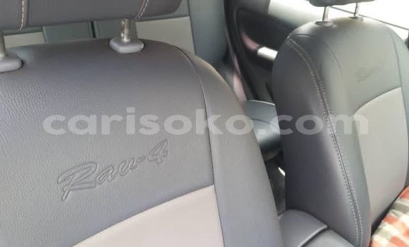 Sayi Na hannu Toyota RAV4 Gris Mota in Kigali a Rwanda Sayi Na hannu Toyota RAV4 Gris Mota in Kigali a Rwanda