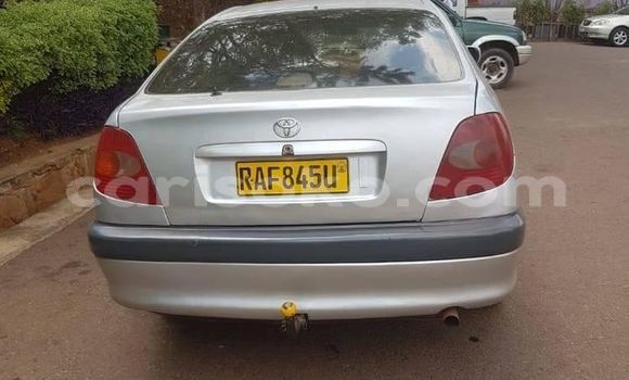 Sayi Na hannu Toyota Avensis Gris Mota in Kigali a Rwanda Sayi Na hannu Toyota Avensis Gris Mota in Kigali a Rwanda