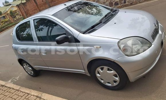 Sayi Na hannu Toyota Yaris Gris Mota in Kigali a Rwanda Sayi Na hannu Toyota Yaris Gris Mota in Kigali a Rwanda