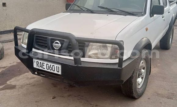 Sayi Na hannu Nissan Hardbody Blanc Mota in Kigali a Rwanda Sayi Na hannu Nissan Hardbody Blanc Mota in Kigali a Rwanda