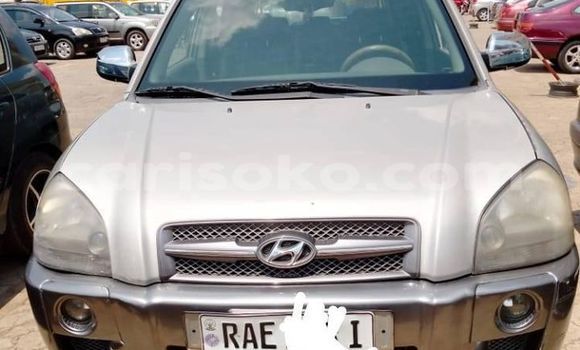 Sayi Na hannu Hyundai Tucson Gris Mota in Kigali a Rwanda Sayi Na hannu Hyundai Tucson Gris Mota in Kigali a Rwanda