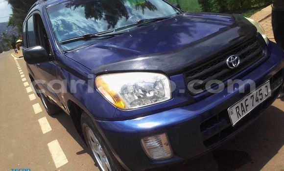 Sayi Na hannu Toyota RAV4 Bleu Mota in Kigali a Rwanda Sayi Na hannu Toyota RAV4 Bleu Mota in Kigali a Rwanda