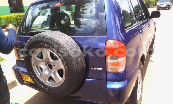 Sayi Na hannu Toyota RAV4 Bleu Mota in Kigali a Rwanda Sayi Na hannu Toyota RAV4 Bleu Mota in Kigali a Rwanda