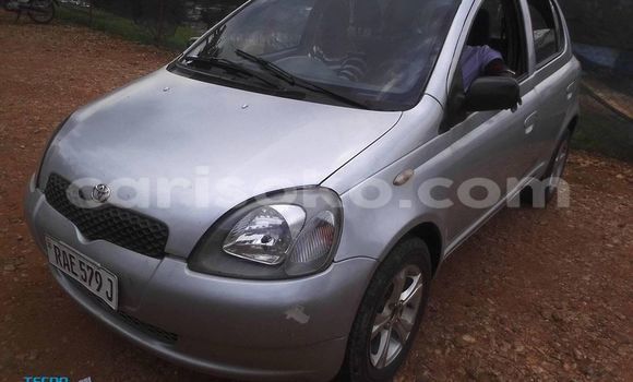 Sayi Na hannu Toyota Yaris Gris Mota in Kigali a Rwanda Sayi Na hannu Toyota Yaris Gris Mota in Kigali a Rwanda