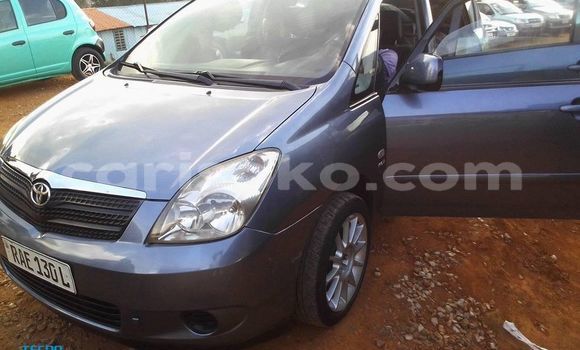 Sayi Na hannu Toyota Corolla Verso Bleu Mota in Kigali a Rwanda Sayi Na hannu Toyota Corolla Verso Bleu Mota in Kigali a Rwanda